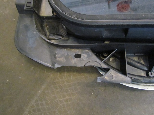 2007 BMW 335i Coupe Sun Roof Sunroof Moon Roof Assembly (Plastic Tab Damage See 