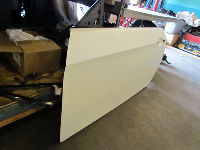 2007 BMW 335i Coupe LH Drivers Door Shell Minor Door Ding