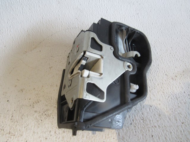 2007 BMW 335i Coupe RH Passenger Door Lock Actuator