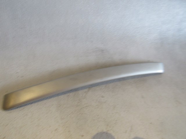 2007 BMW 335i RH Rear Quarter Panel Trim 258918-10