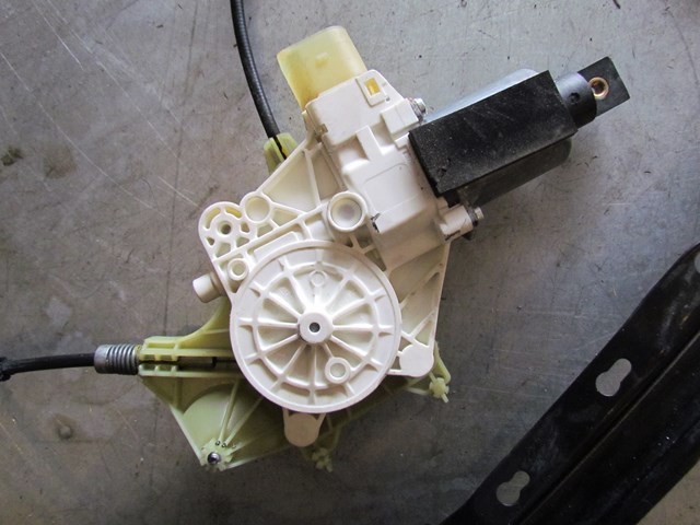 2007 BMW 335i Coupe LH Drivers Window Motor And Regulator Assy