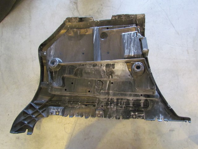 2007 BMW 335i Rear RH Passenger Bumper Mount