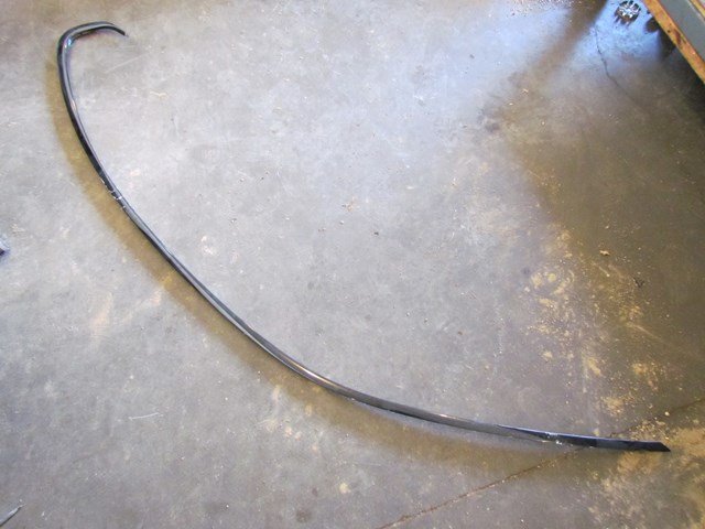 2007 BMW 335i LH Drivers Upper Window Trim