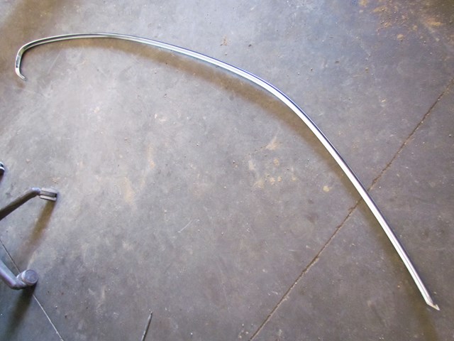 2007 BMW 335i LH Drivers Upper Window Trim