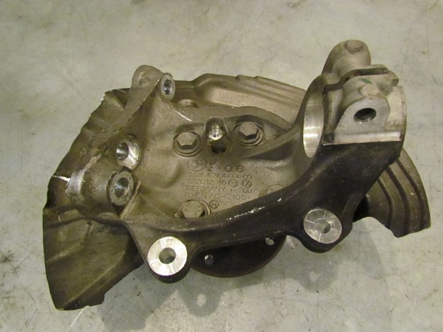 2007 BMW 335i Front RH Passenger Spindle Assy