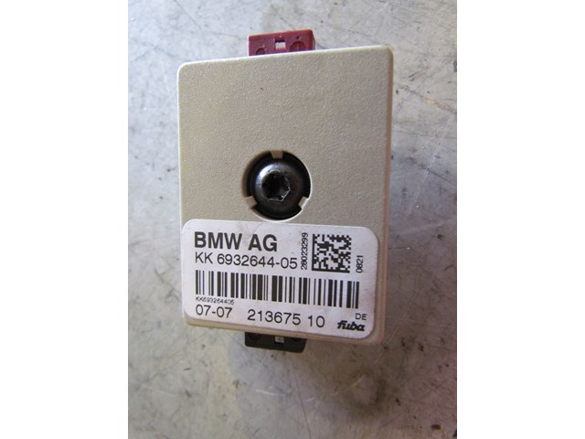 2007 BMW 335i Antenna Supression Filter 6932644-05