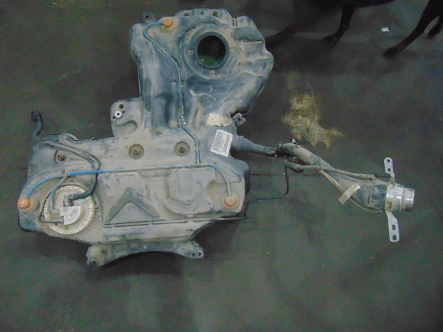 2010 Audi S4 Gas Tank Fuel Tank 8K0201021FN *See Description for shipping requir