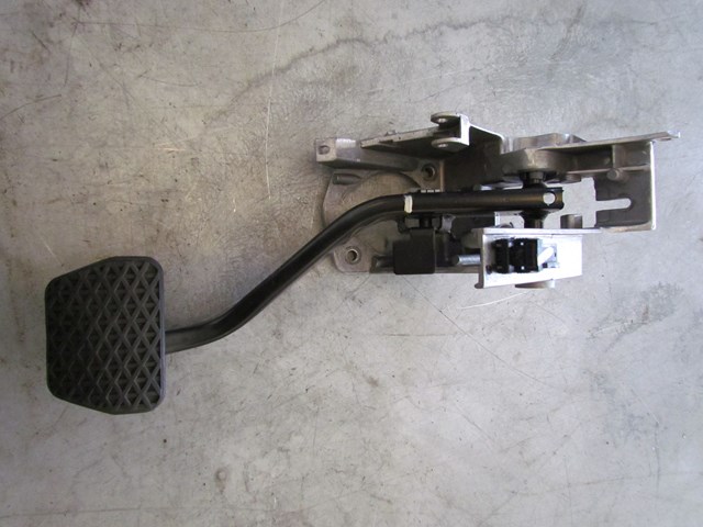 2007 BMW 335i Coupe LHD Brake Pedal