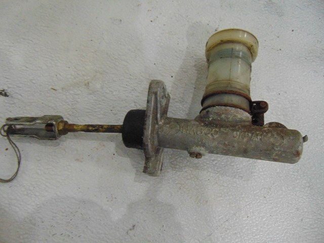1990 Nissan 240sx Clutch Master Cylinder OEM
