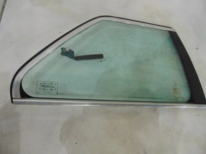 1987 BMW 325is E30 Coupe Rear RH Vent Quarter Glass
