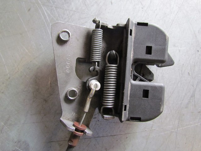 2007 BMW 335i Rear RH Passenger Seat Release Assy