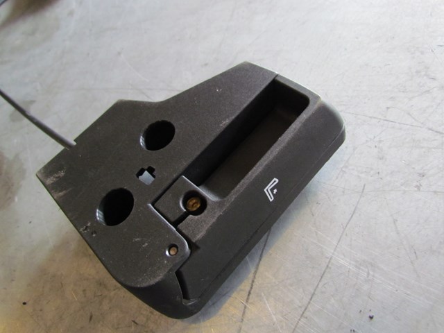 2007 BMW 335i Rear RH Passenger Seat Release Assy