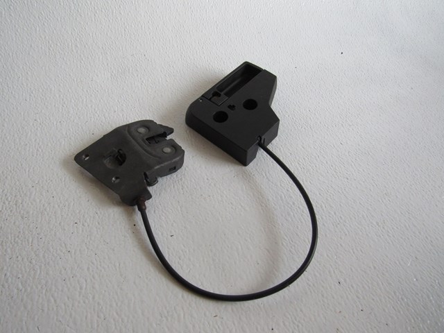 2007 BMW 335i Rear LH Drivers Seat Release To Trunk