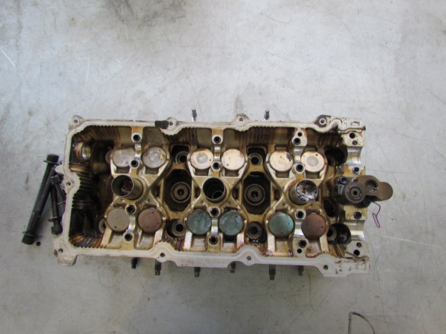 2003 Infiniti G35 Coupe LH Cylinder Head