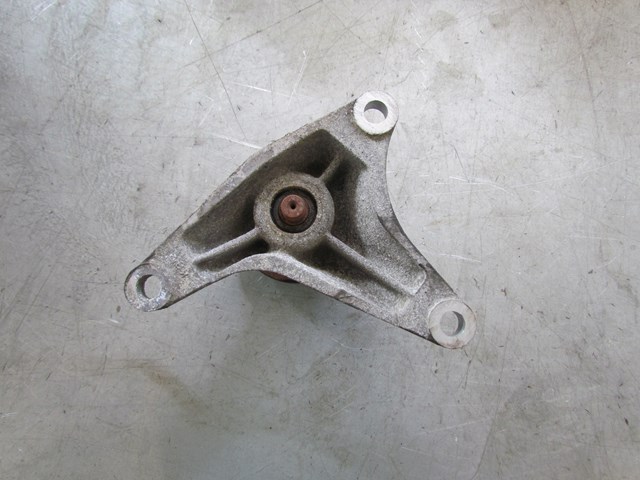 2003 Infiniti G35 Coupe Cooling Fan Idler Pulley OEM