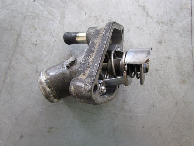 2003 Infiniti G35 Coupe Thermostat Housing