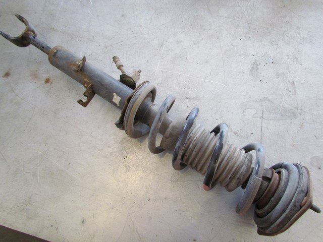 2003 Nissan 350Z Front RH Passenger Strut Assy
