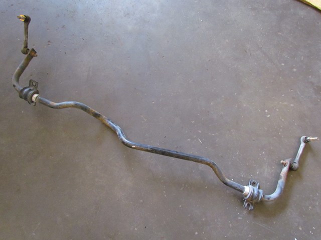 2003 Nissan 350Z Rear Sway Bar Assy With Links And Mounts