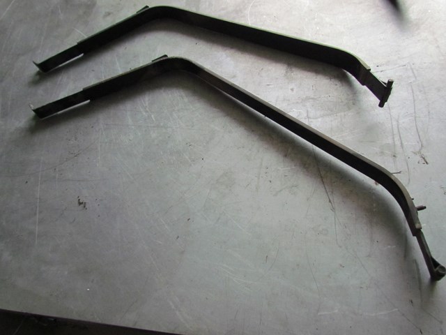 2003 Nissan 350Z Gas Tank Straps