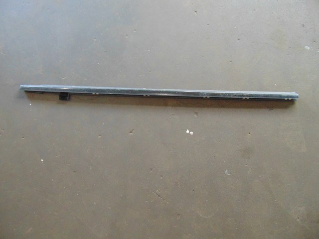 1989 Nissan 240sx Hatch RH Passenger Lower Window Upper Door Trim