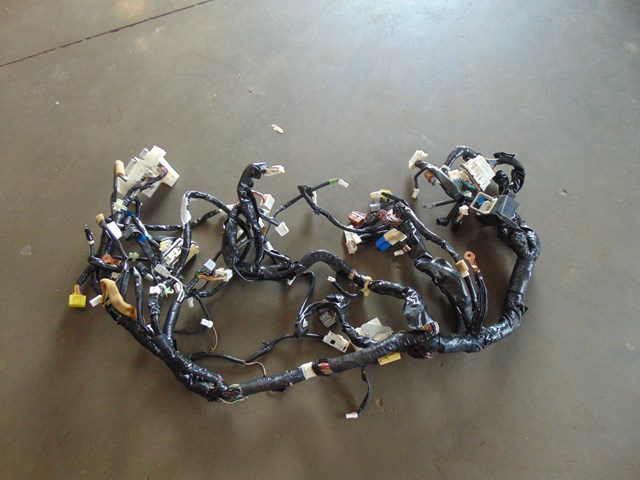 2003 2004 2005 Infiniti G35 Dash Wire Harness 24010 AC371