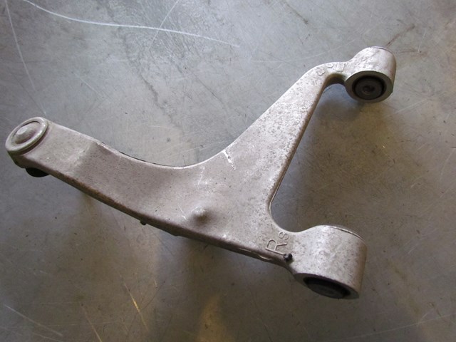 2003 Nissan Rear LH Drivers Upper Control Arm