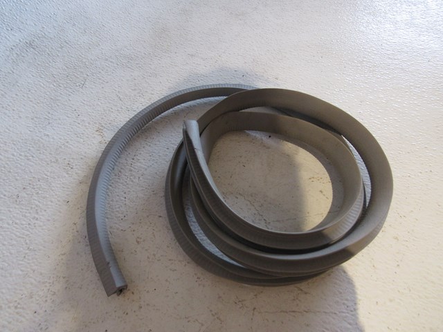 2005 Subaru Baja Front RH Passenger Trim Panel Seal Tan