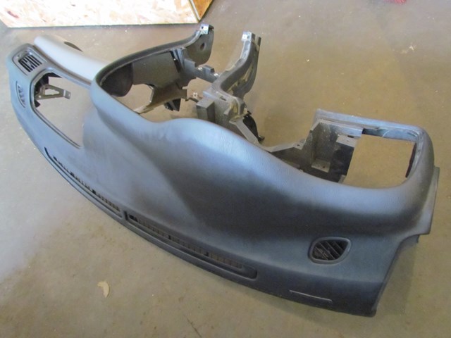 2005 Subaru Baja Dash Panel 2 Tabs Broke See Pics