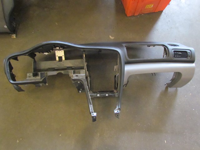 2005 Subaru Baja Dash Panel 2 Tabs Broke See Pics