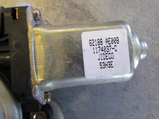 2005 Subaru Baja Turbo Rear RH Passenger Window Motor Assy 62188 AE00B