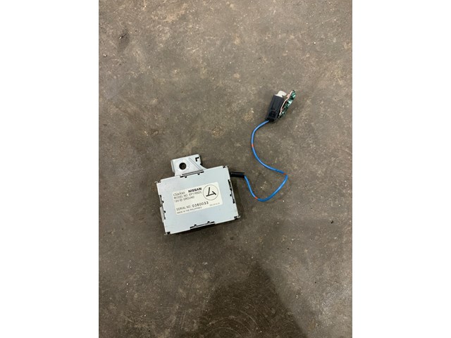 2003-2007 INFINITI G35 COUPE ANTENNA AMP MODULE EP1165DC