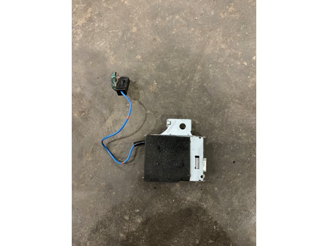 2003-2007 INFINITI G35 COUPE ANTENNA AMP MODULE EP1165DC