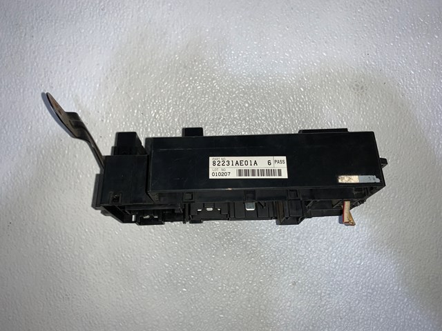 2000-2001 Subaru Legacy Fuse Box 82231AE01A