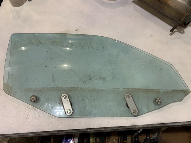 1989 Nissan 240sx Right Front passenger Door Glass
