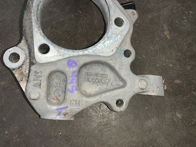 2006-2010 Pontiac Solstice RH Passenger Front Spindle Knuckle 15262566