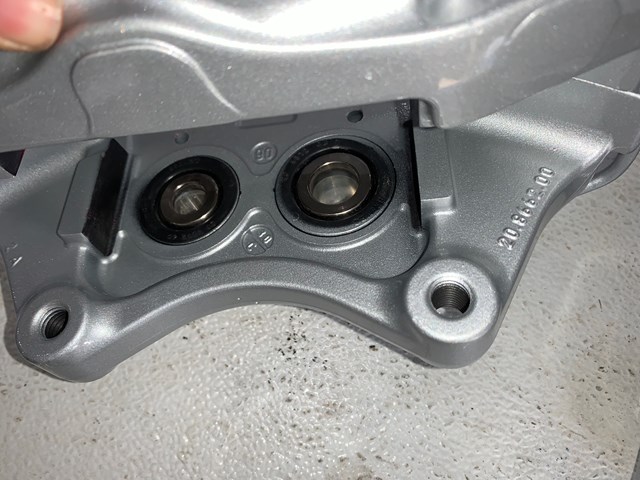 *NEW* 2004-2007 Cadillac CTS-V Rear Brembo RH LH Brake Calipers 20.8662.00 PAIR