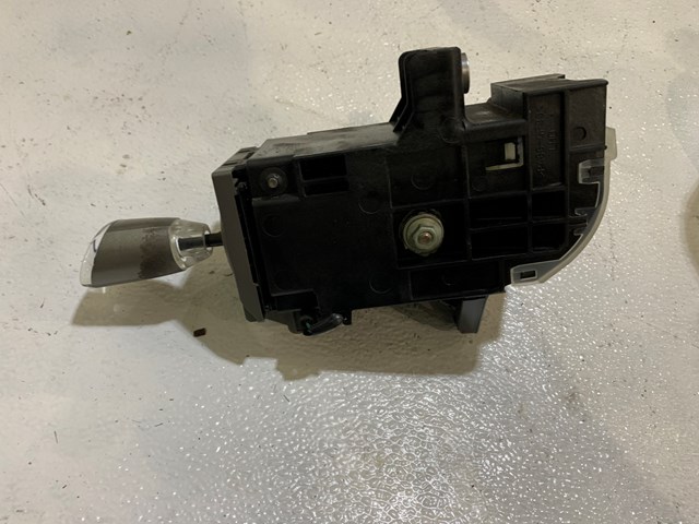 2004-2007 Toyota Prius Shifter