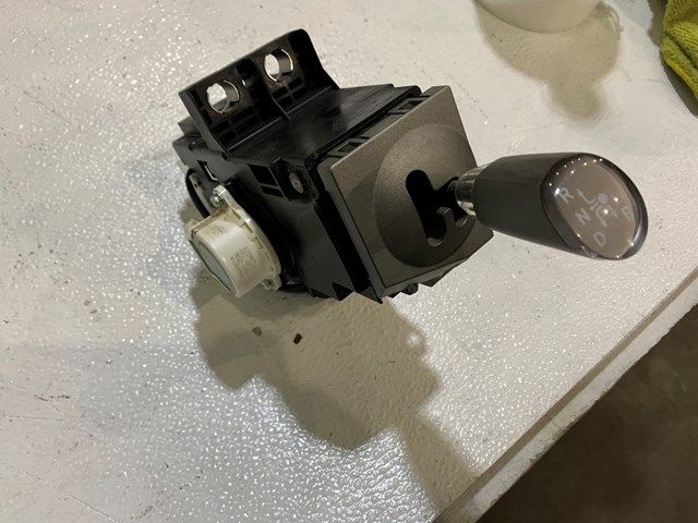 2004-2007 Toyota Prius Shifter