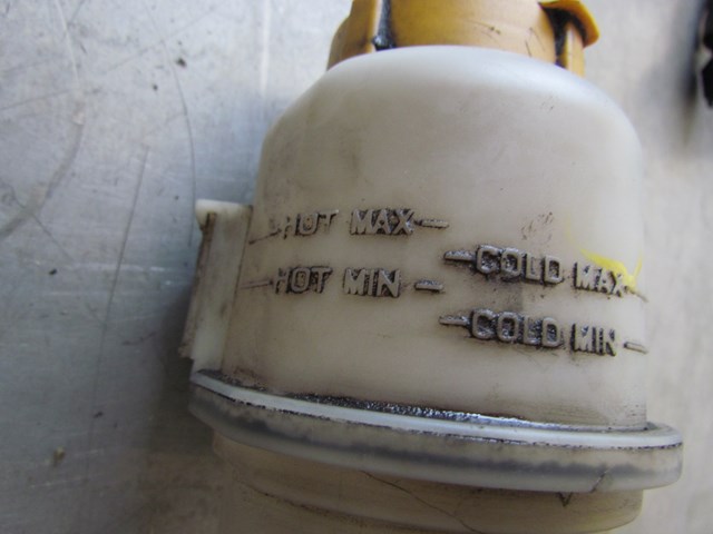 2006 Subaru Baja Turbo Power Steering Fluid Reservoir