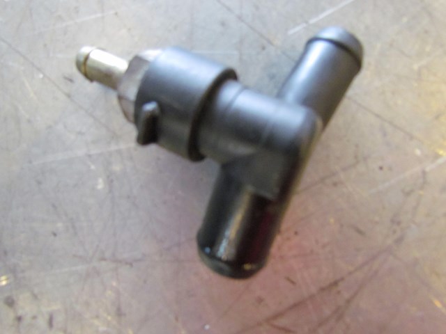 2006 Subaru Baja Turbo EJ25 PCV Valve