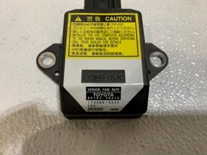 2007 Toyota Prius Yaw Rate Sensor OEM 891183-48010