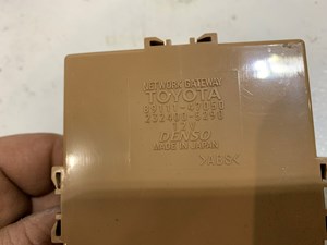 2007 Toyota Prius multiplex network gateway computer OEM 89111-47050