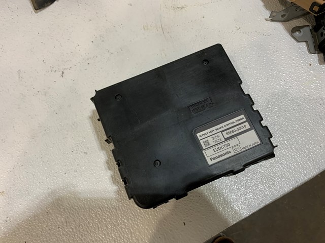 2007 Toyota Prius regenerative brake power supply control module OEM 89680-33010