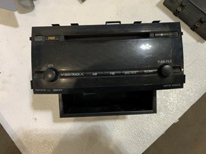 2007 Toyota Prius Radio OEM 86120-47200