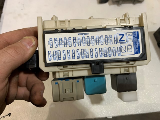 2007 Toyota Prius fuse box OEM 82730-47300