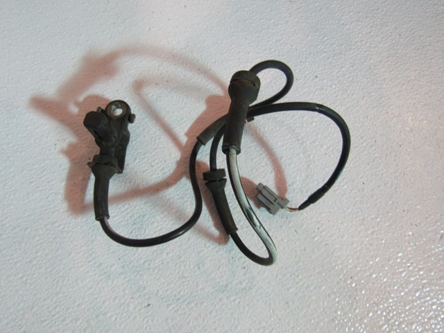 2006 Infiniti G35 Front RH Passenger ABS Sensor 49395902