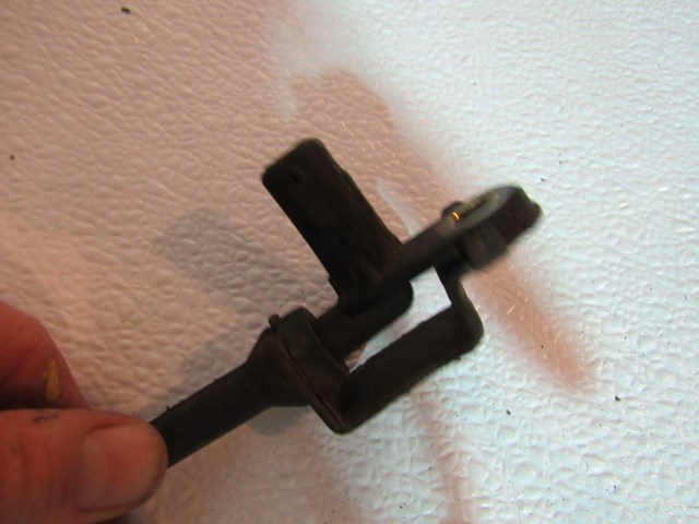 2006 Infiniti G35 Front RH Passenger ABS Sensor 49395902