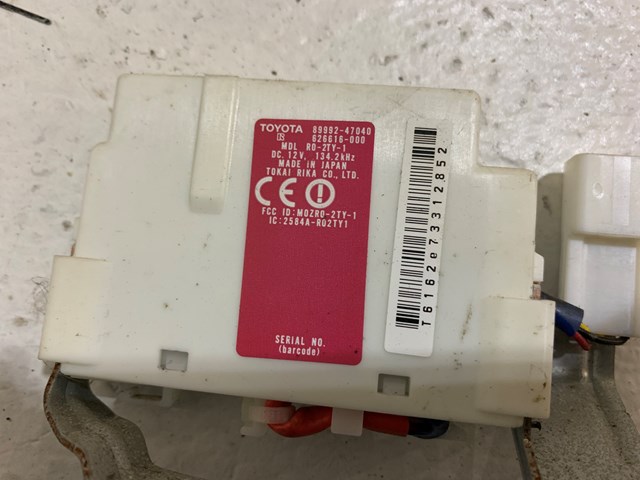 2004-2009 Toyota Prius Oscillator Indoor Electrical Key OEM 89992 47040