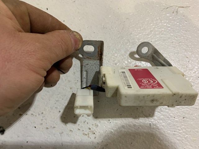 2004-2009 Toyota Prius Oscillator Indoor Electrical Key OEM 89992 47040