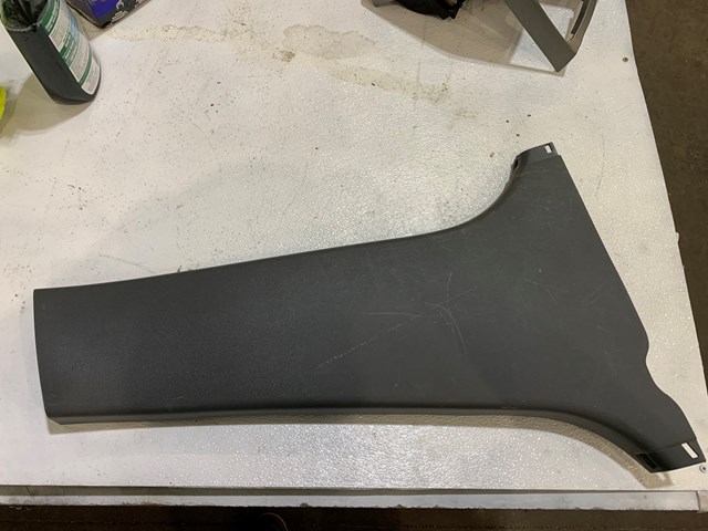 2004-2009 Toyota Prius Right RH Lower B Pillar Trim OEM 62413 47020